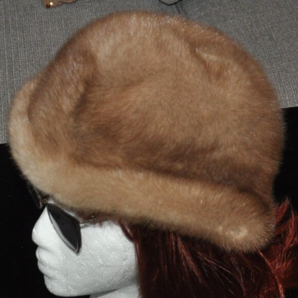 Vintage Blonde Mink Fur Bowler Derby Brim Winter Hat Cap - Picture 6 of 12
